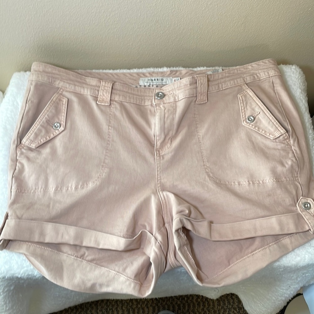 TORRID Light Pink Shorts Size 20